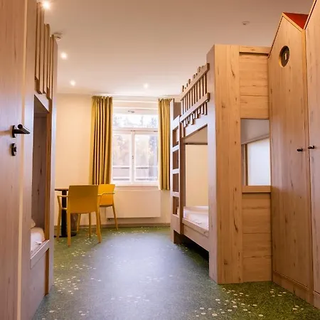 Kloster Bonlanden 호텔 3*