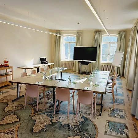 Hotel Kloster Bonlanden 3*