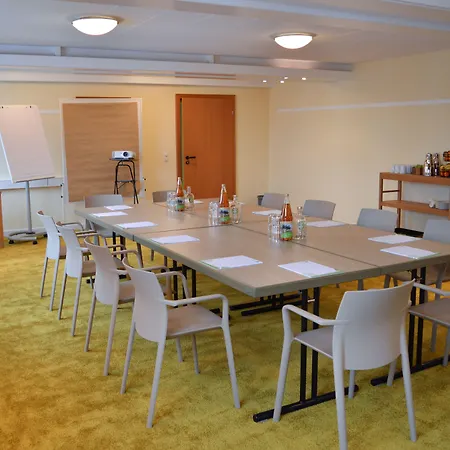 Hotel Kloster Bonlanden 3*