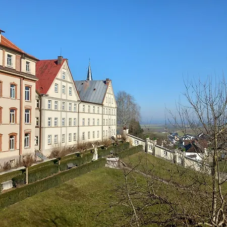 Hotel Kloster Bonlanden 3*