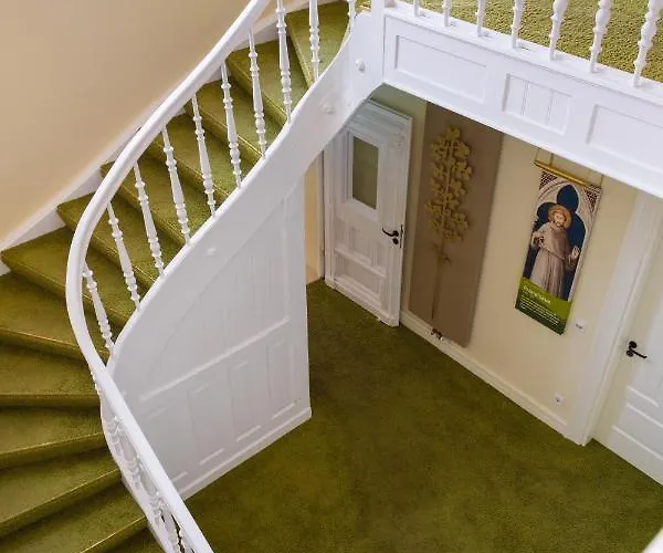 Hotel Kloster Bonlanden 3*