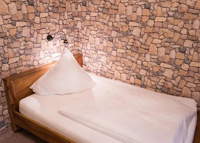 Hotel Kloster Bonlanden 3*